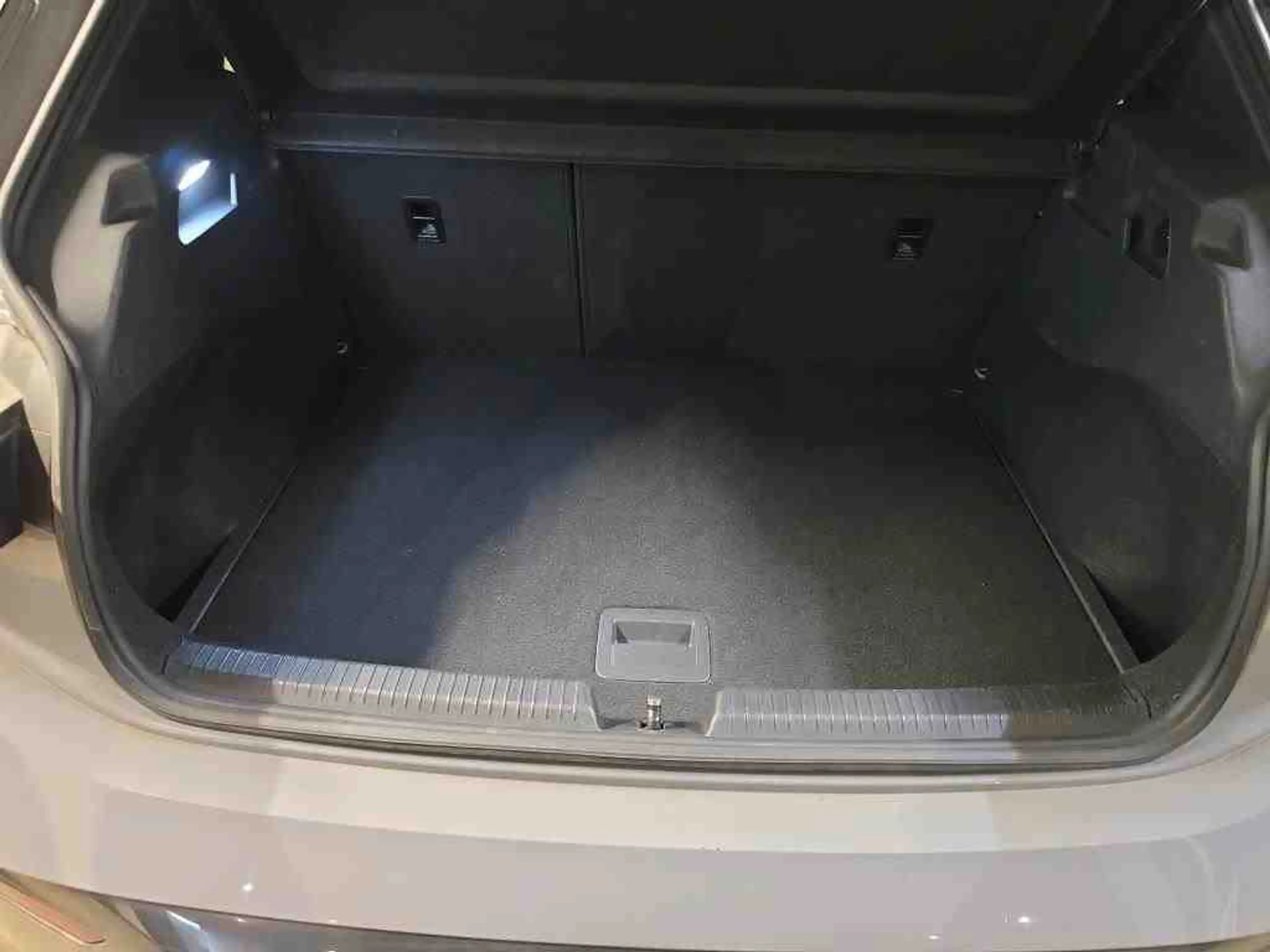 CUPRA Born — photo 10