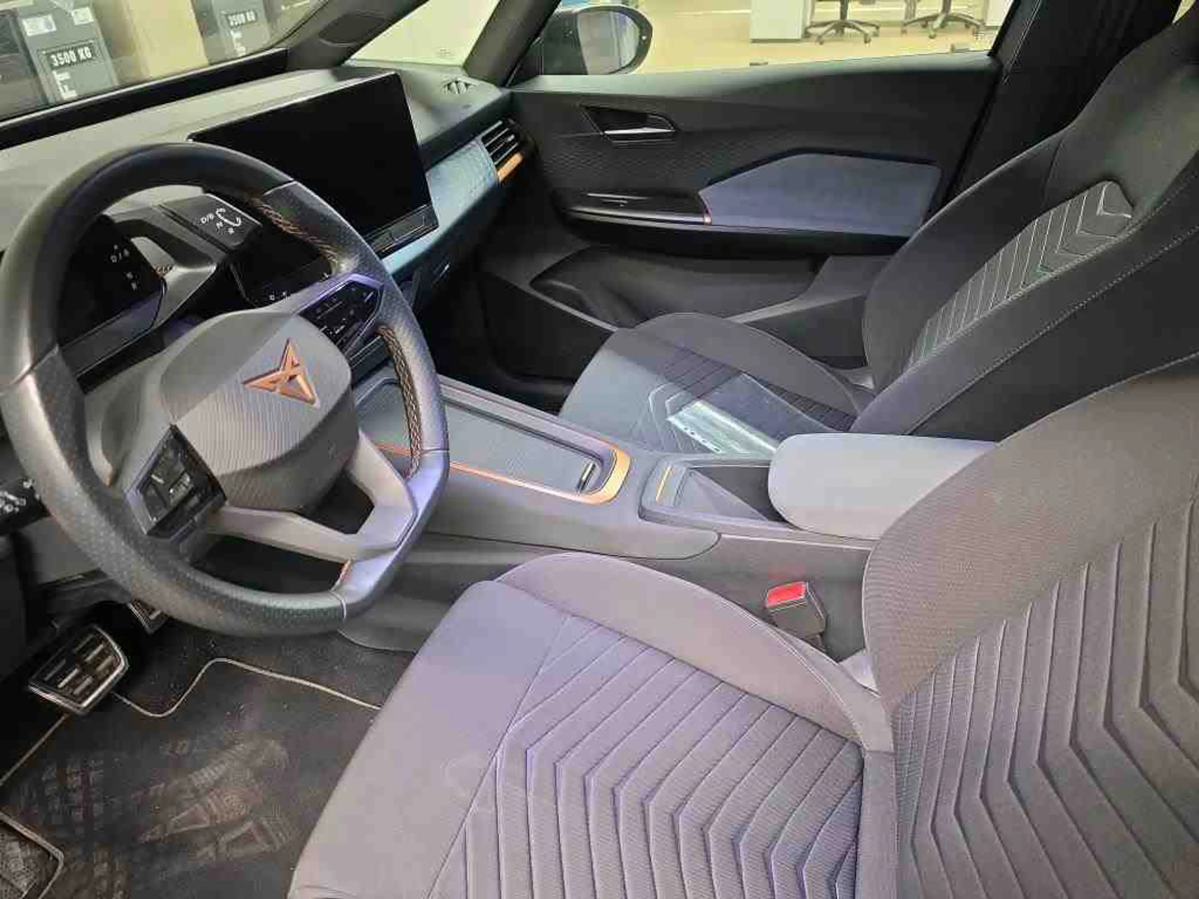 CUPRA Born — photo 6