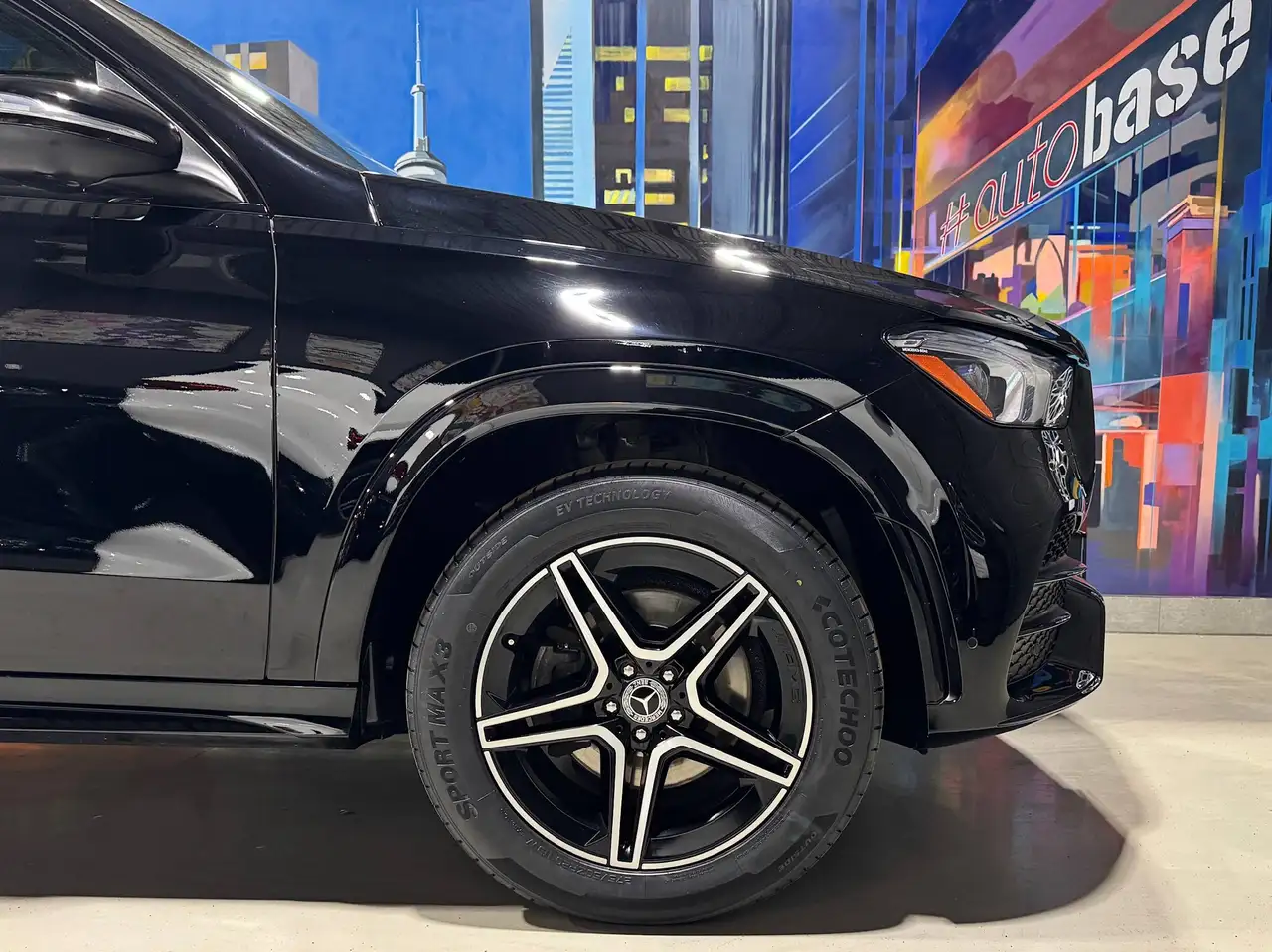 Mercedes-Benz GLE снимка Mercedes-Benz GLE