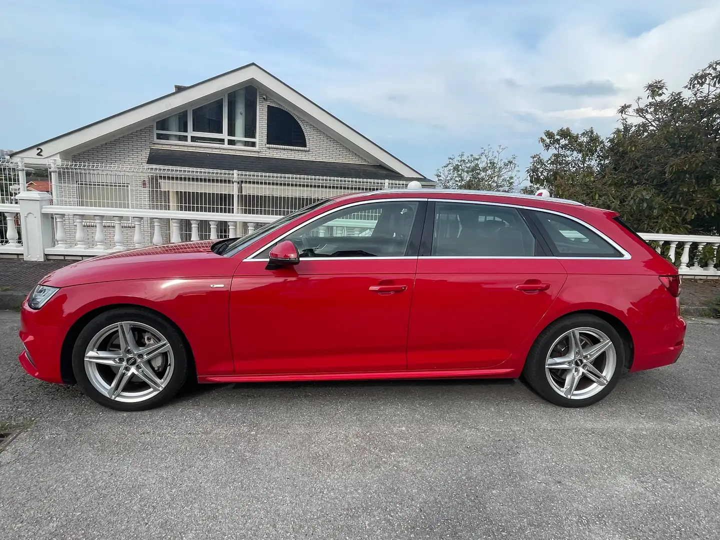Audi A4 A4 Avant 2.0TDI Advanced ed. S tronic 140kW Advanced edition Rojo - 1