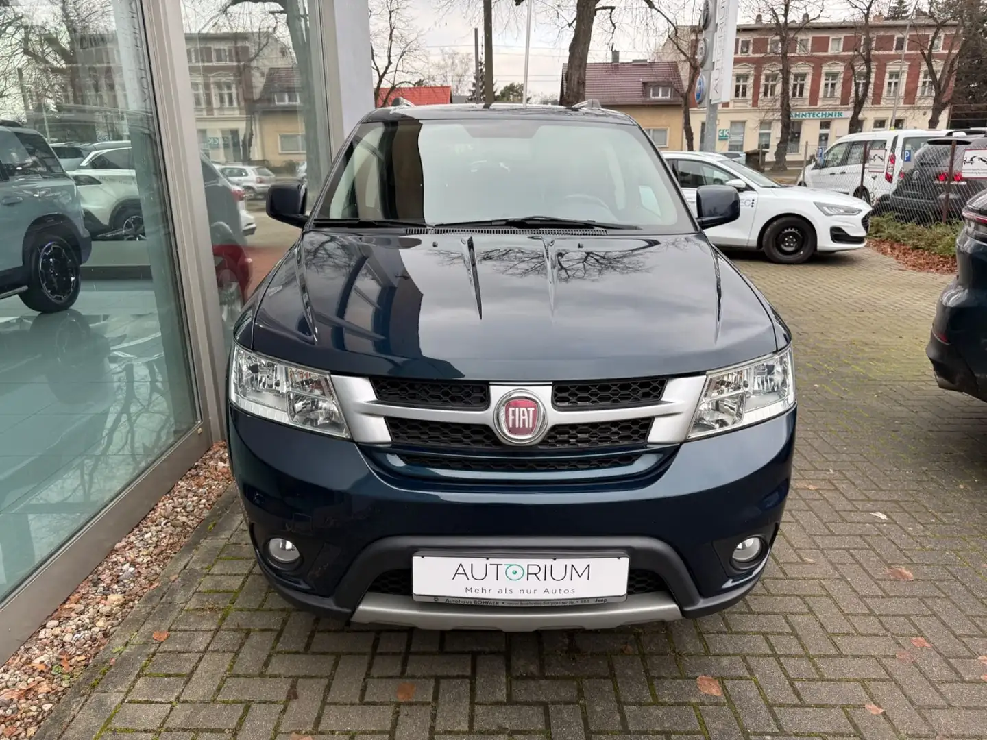 Fiat Freemont Lounge AWD AUTO. 7 Sitzer LEDER NAVI Blau - 2