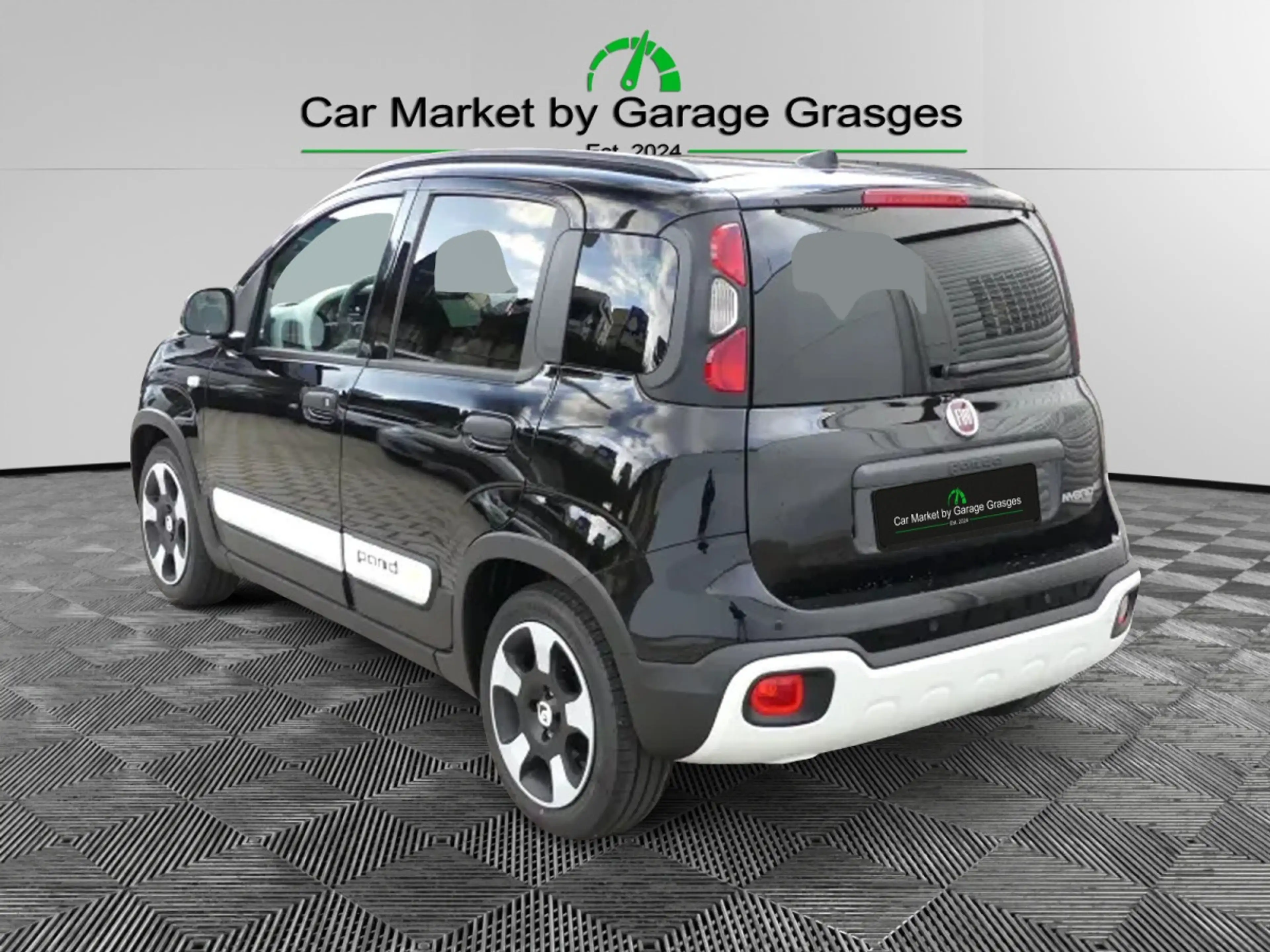 Fiat New Panda Pandina Cross Hybride 1.0 — photo 3
