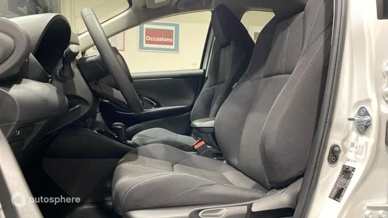 Toyota Yaris Yaris — photo 12