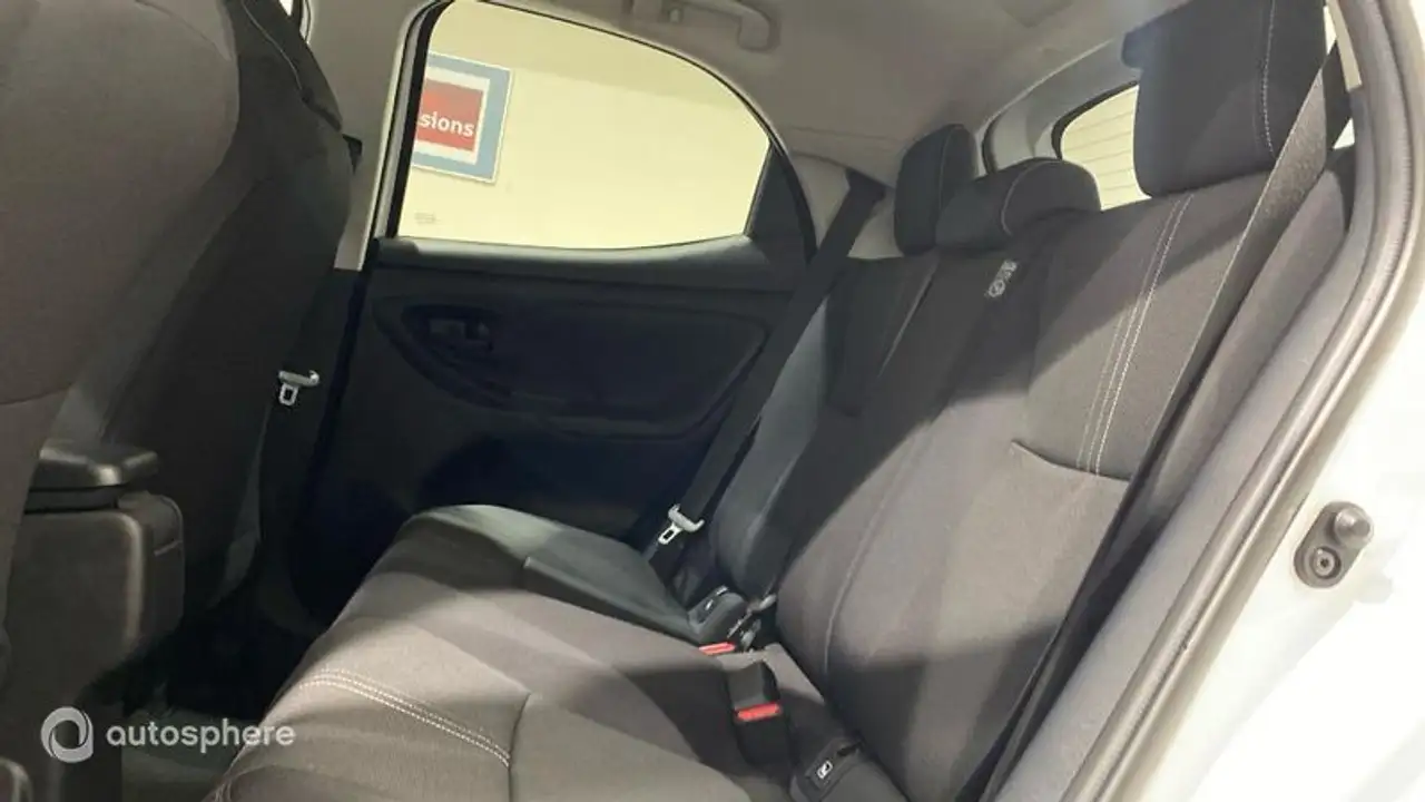 Toyota Yaris Yaris — photo 13
