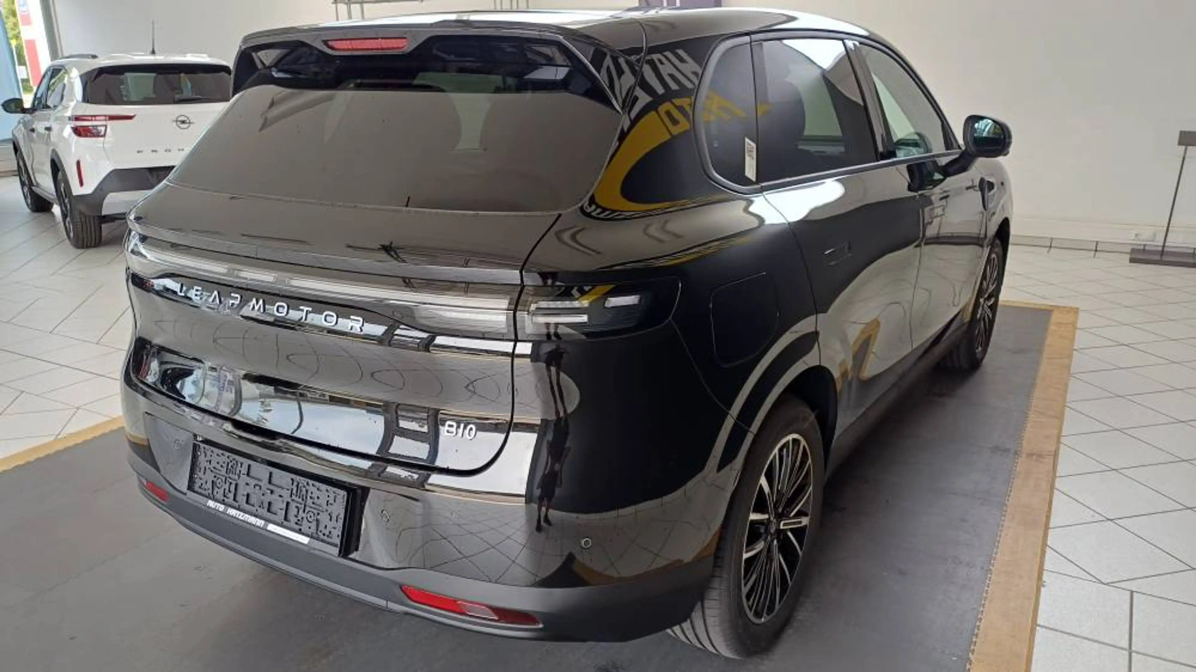 Leapmotor B10 Design Pro Max 67,1 kWh — photo 7
