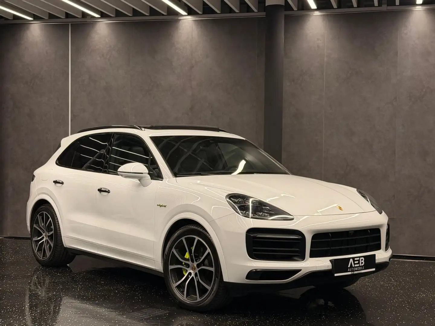 Porsche Cayenne E-Hybrid**Sport-Chrono**Matrix**PANO**BOSE**Soft- Weiß - 1