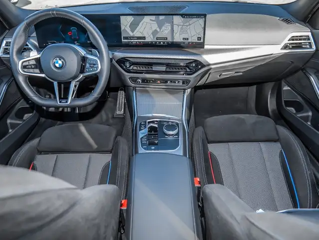 BMW 3 Series view 3