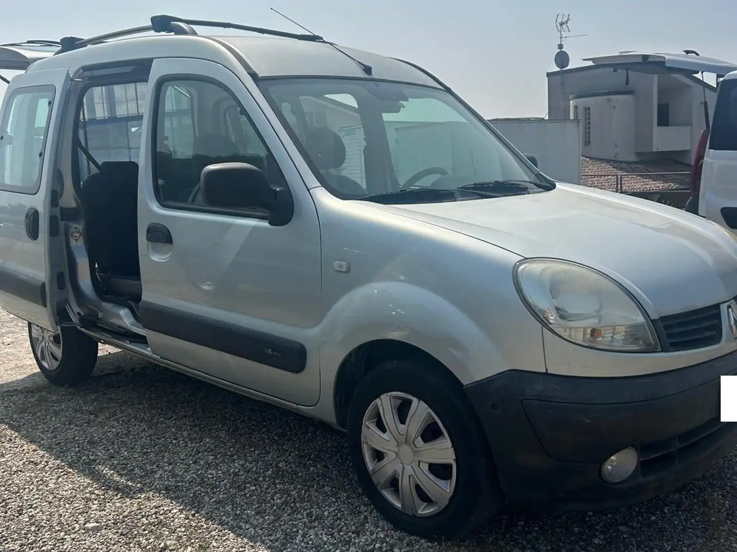 Renault Kangoo Kangoo 1.6 16v Confort benz./metano Bianco - 1
