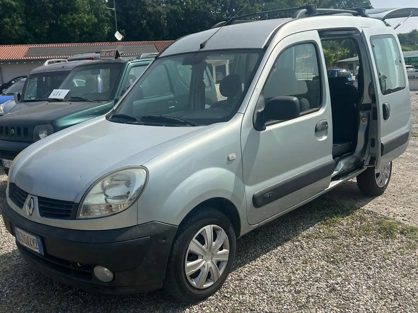 Renault Kangoo Kangoo 1.6 16v Confort benz./metano Bianco - 2
