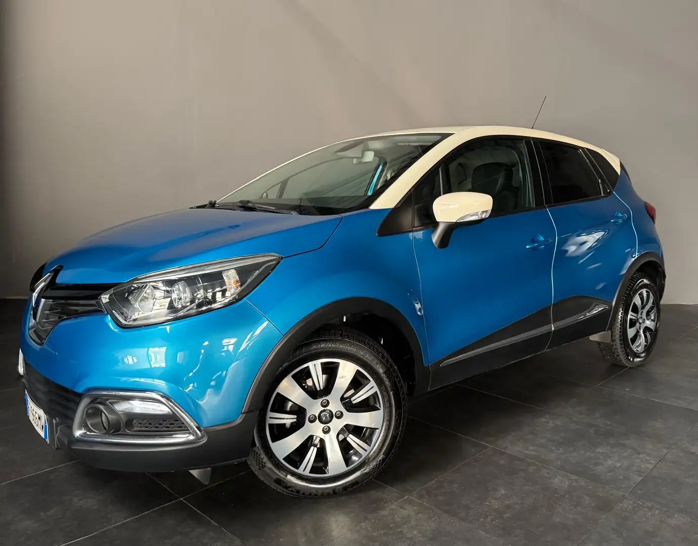Renault Captur RETRO CAMERA CAMBIO AUTOMATICO ( EURO 6 ) - 2