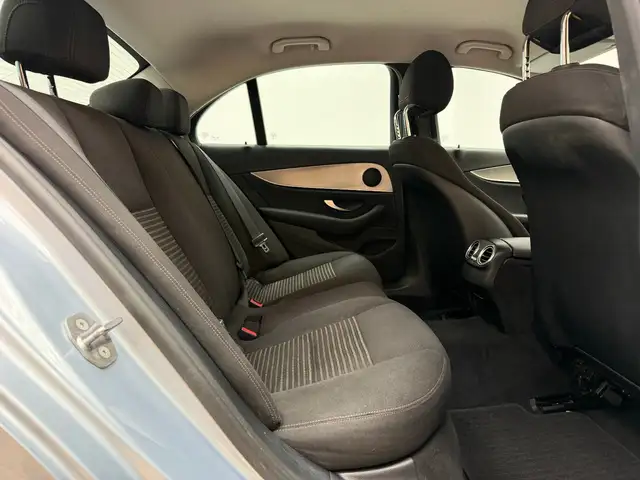 Mercedes-Benz E-Class view 14