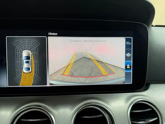 Mercedes-Benz E-Class view 17