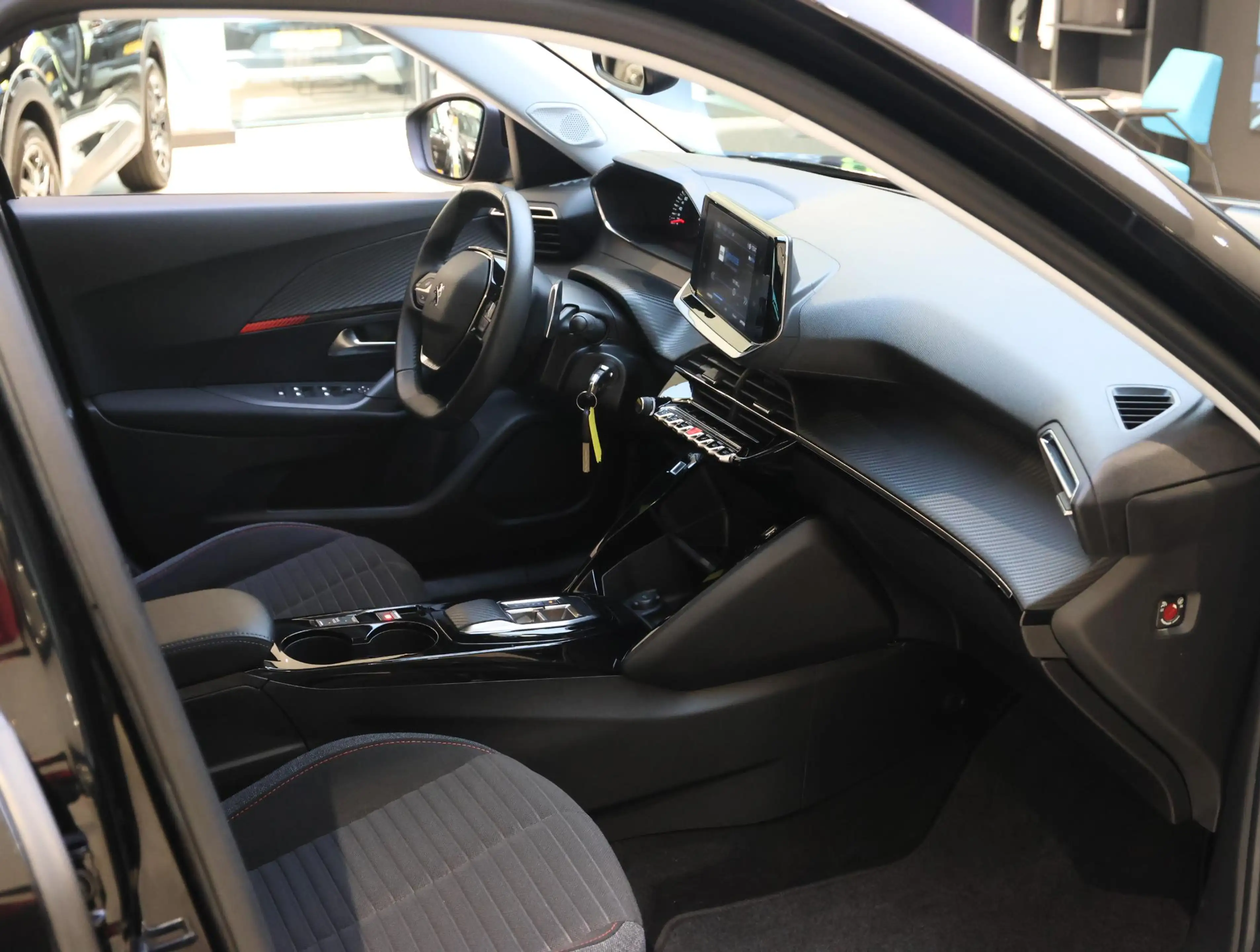 Peugeot 2008 SUV Active Pack 130 pk Automaat | 1e Eigenaar | Cl — photo 6