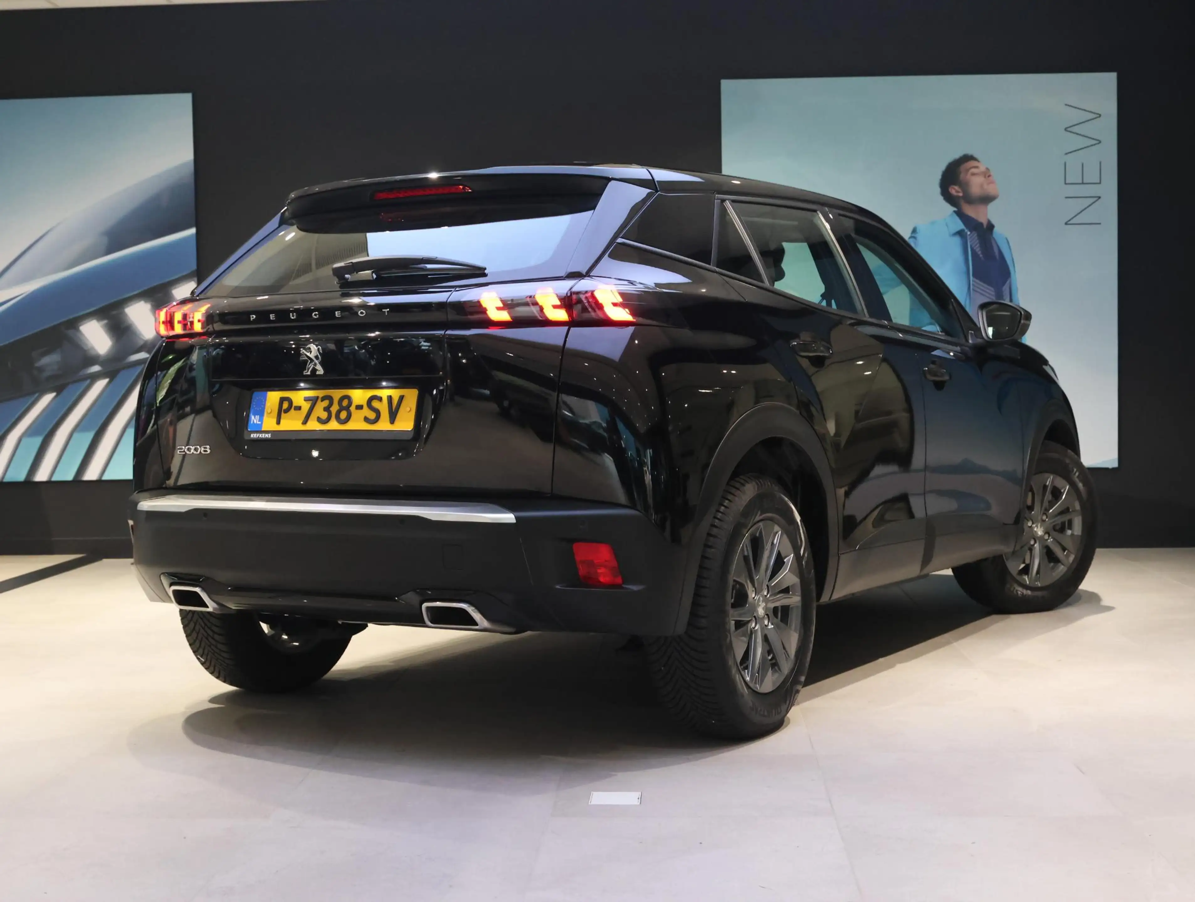 Peugeot 2008 SUV Active Pack 130 pk Automaat | 1e Eigenaar | Cl — photo 3