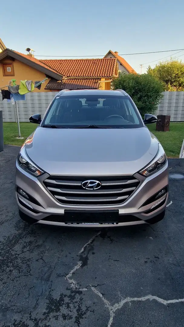 Hyundai TUCSON Tucson 1,7 CRDI Start-Stopp Go Go Bronze - 1