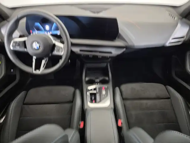 BMW 1 Series view 9
