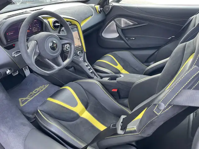 McLaren 720S COUPE 4.0 V8 BITURBO 720 PERFORMANCE CARBON