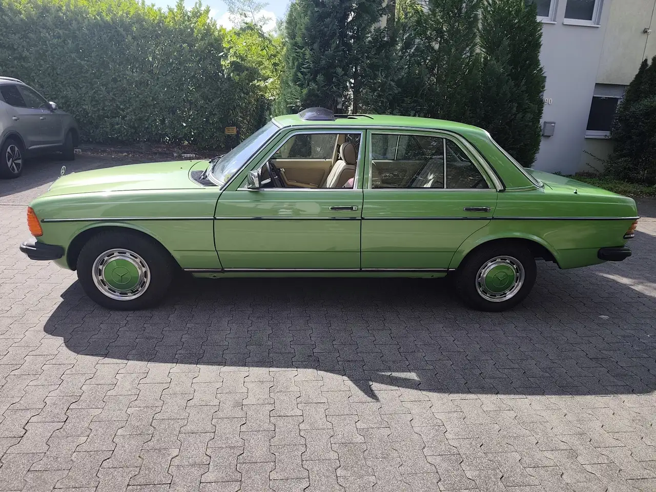 Mercedes-Benz 240 Neue TÜV und H-Zulassung, foto 2
