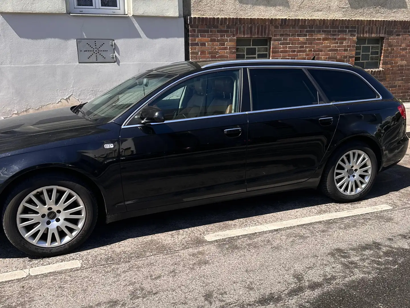 Audi A6 allroad A6 Allroad 3,0 TDI V6 quattro Tiptr. DPF Schwarz - 1