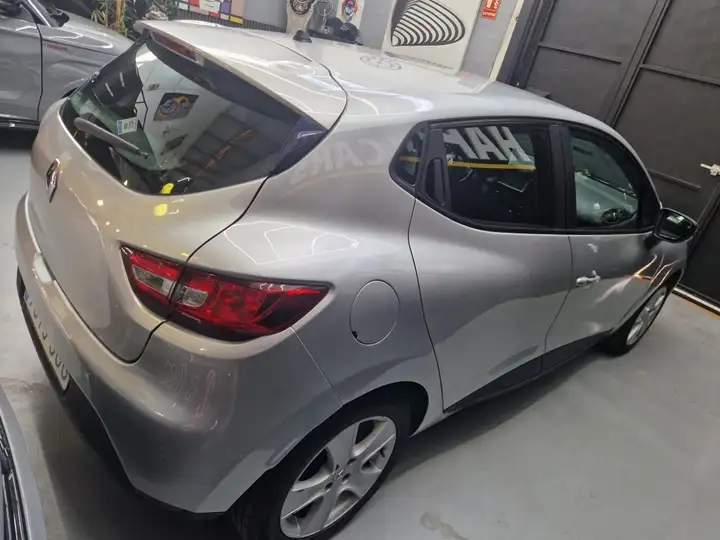 Renault Clio 1.5 DCI eco2 Energy Premium EDC 2015, foto 3