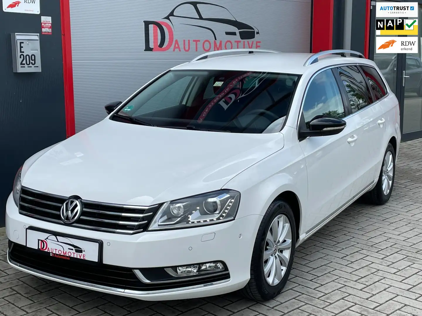 Volkswagen Passat Variant 1.4 TSI ACT Highline Dsg |Led | Navi |Clima | Aut Wit - 1