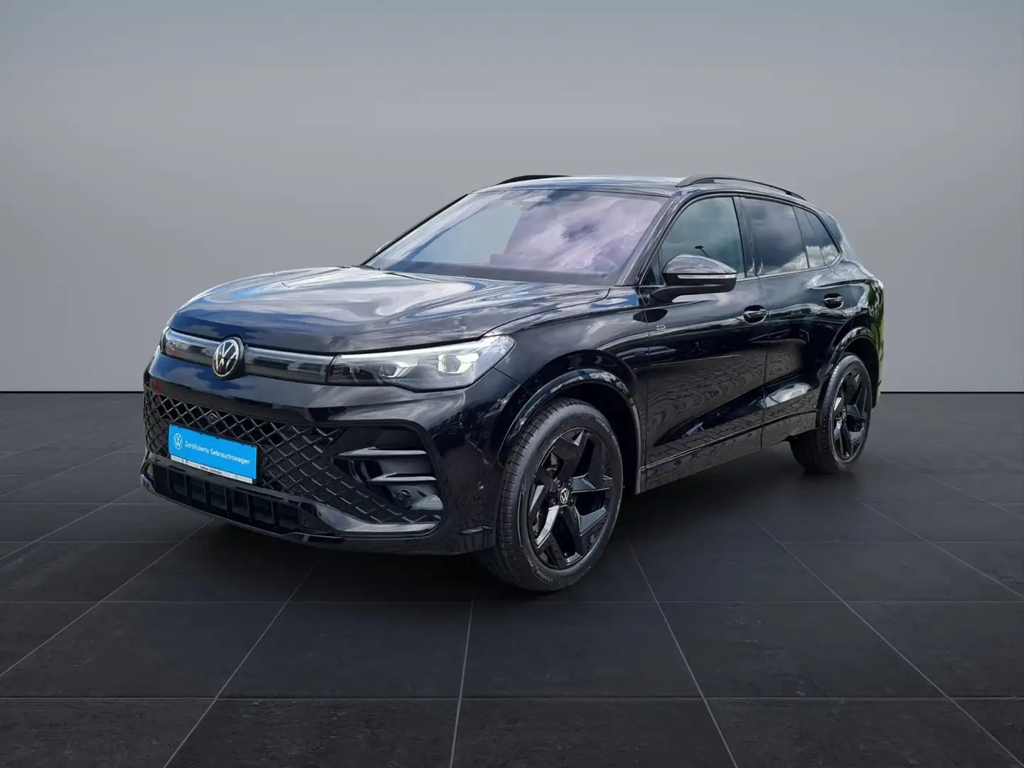 Volkswagen Tiguan 2..0 TDI DSG R-Line+BLACKSTYLE+AHK+STANDHEIZ+WR+N Schwarz - 2