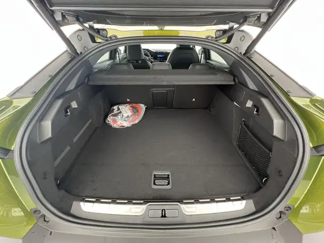 Peugeot 408 view 9