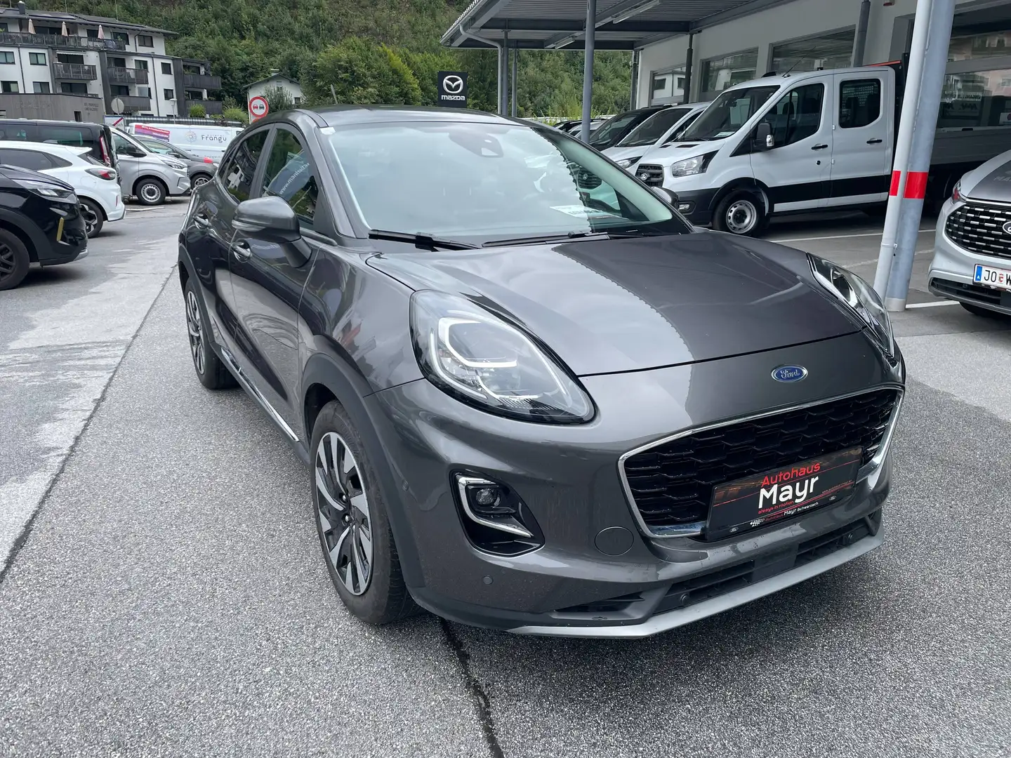Ford Puma Titanium Grau - 1