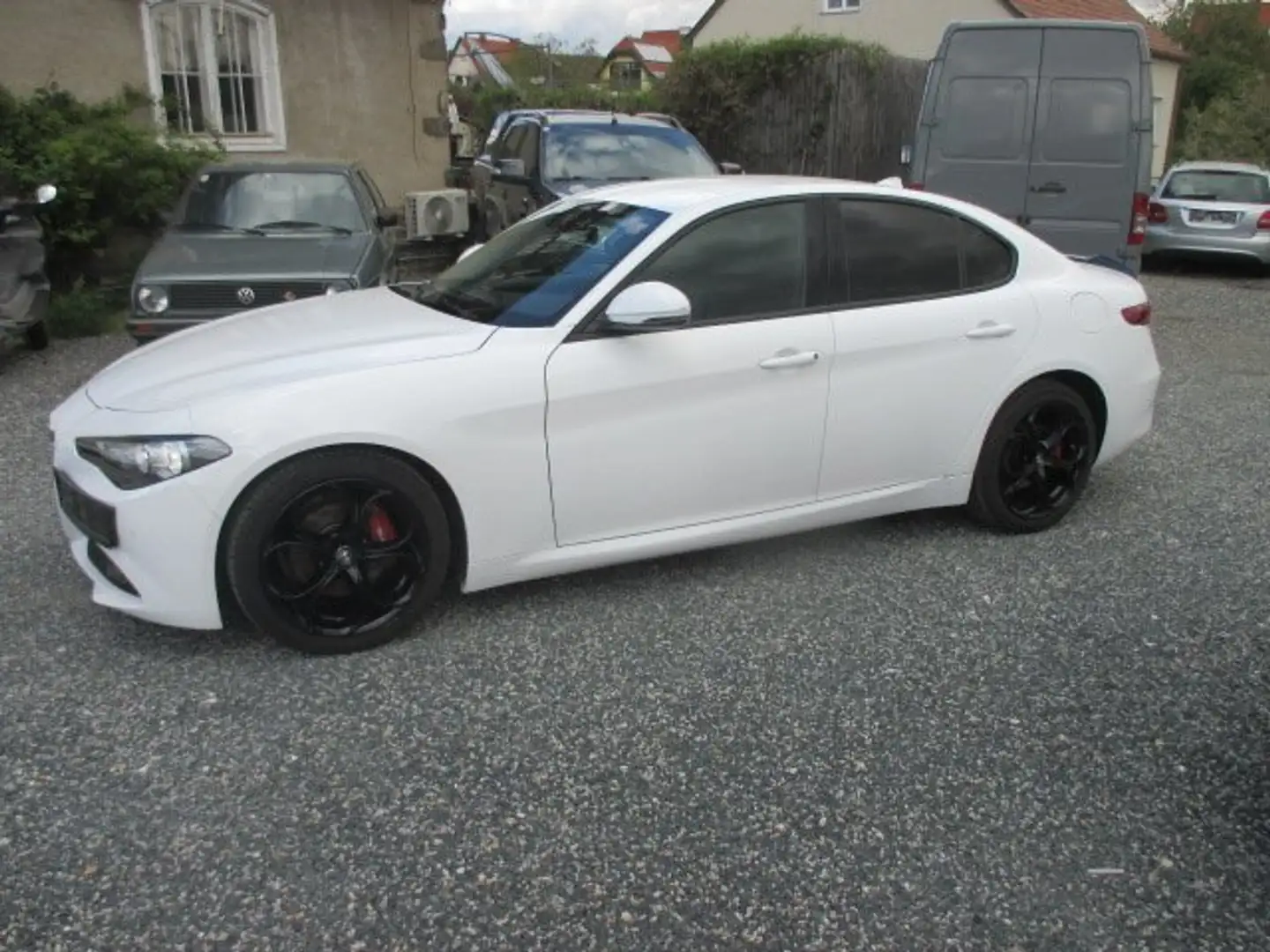 Alfa Romeo Giulia Giulia 2,2 136 MT RWD - Topzustand - Garanite - Weiß - 2