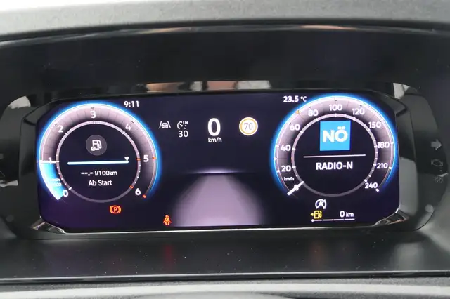 Volkswagen Caddy Maxi view 7