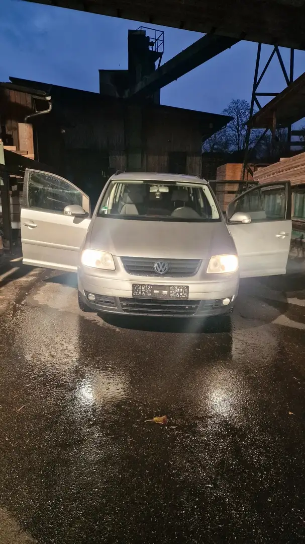 Volkswagen Touran 1.9 TDI Goal Grau - 1