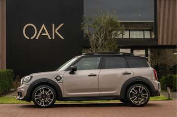 Cooper SE Hybrid ALL4 JCW-Trim | Navi | Panora...