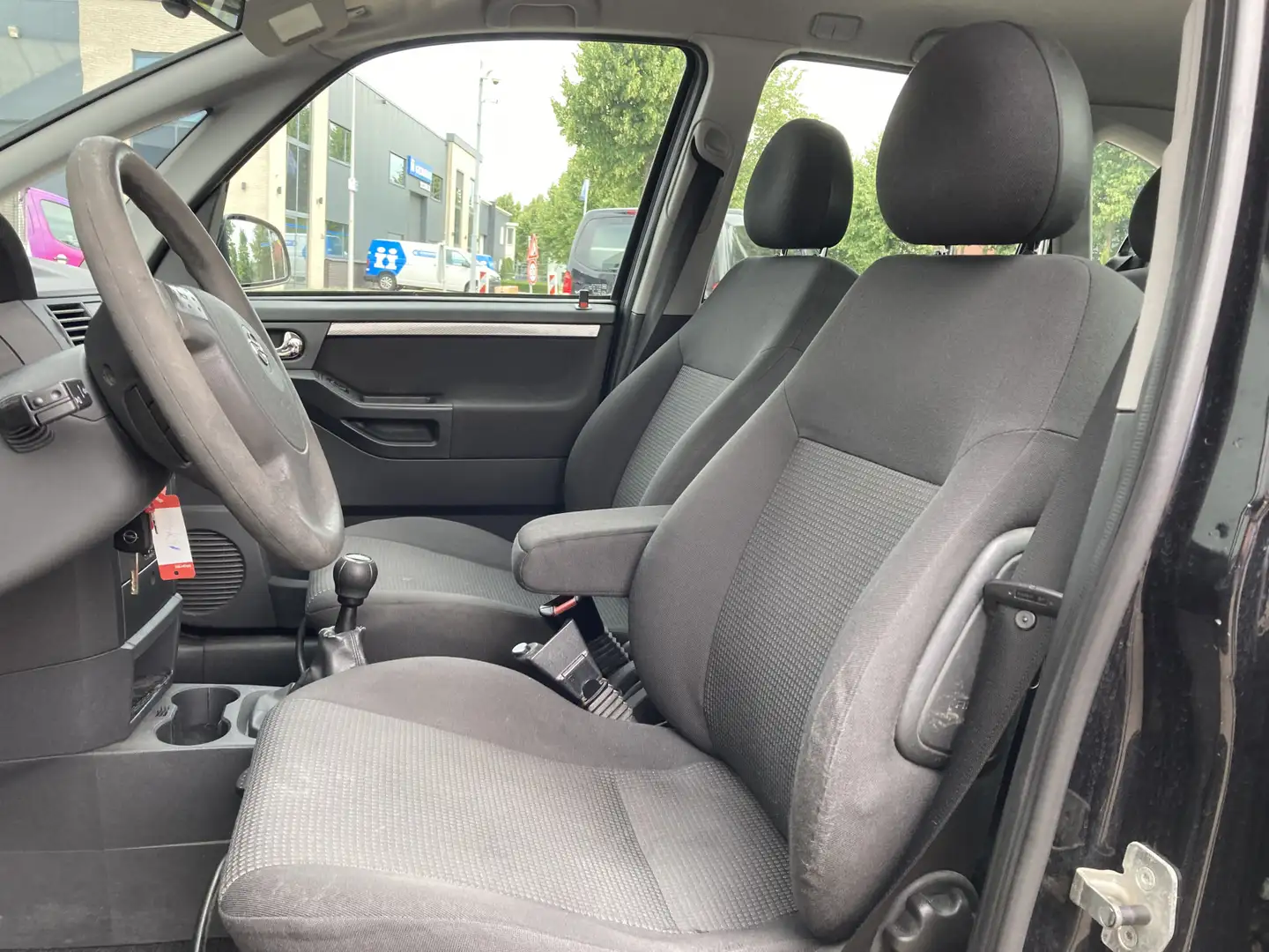 Opel Meriva 1.6-16V Temptation Trekhaak | Airco | Cruise | All Zwart - 2
