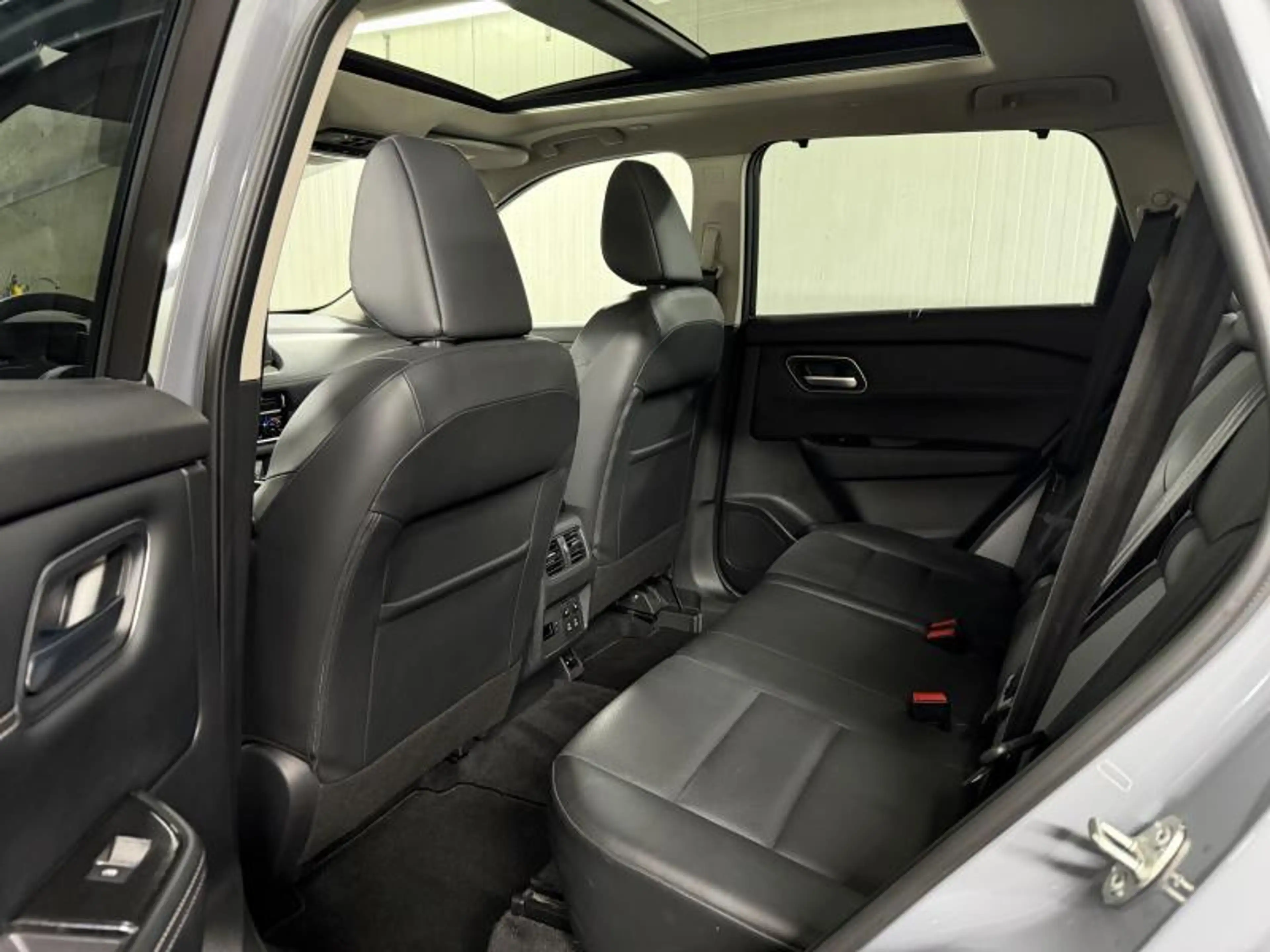 Nissan X-Trail E-POWER 1.5 2 WD — photo 9