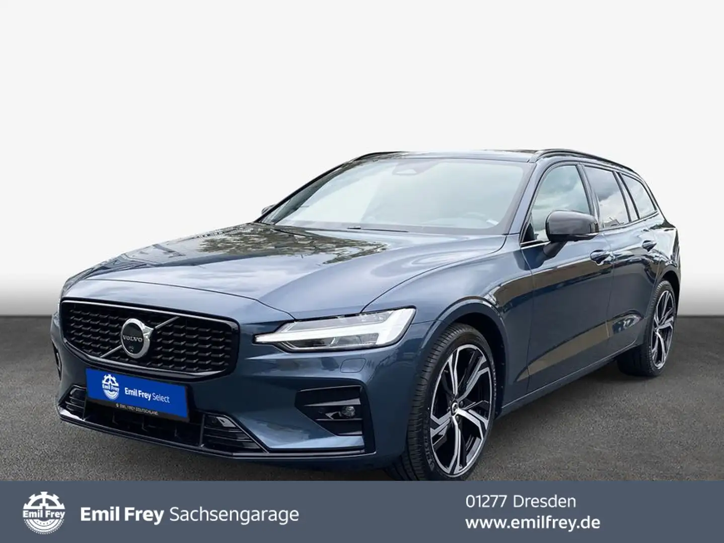 Volvo V60 B4 B DKG Ultra Dark Pano*AHK*HUD Blauw - 1