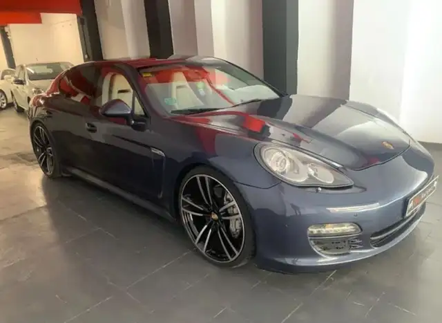 Porsche Panamera S