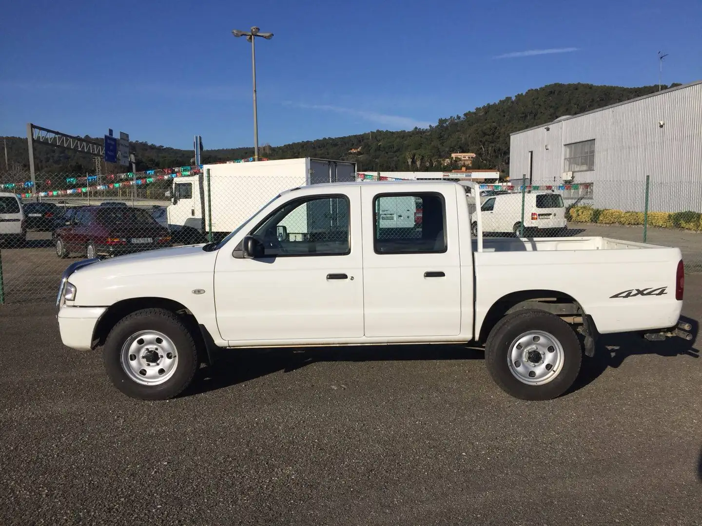 Mazda B Series B-2500 2.5 TD Active Active Blanco - 2