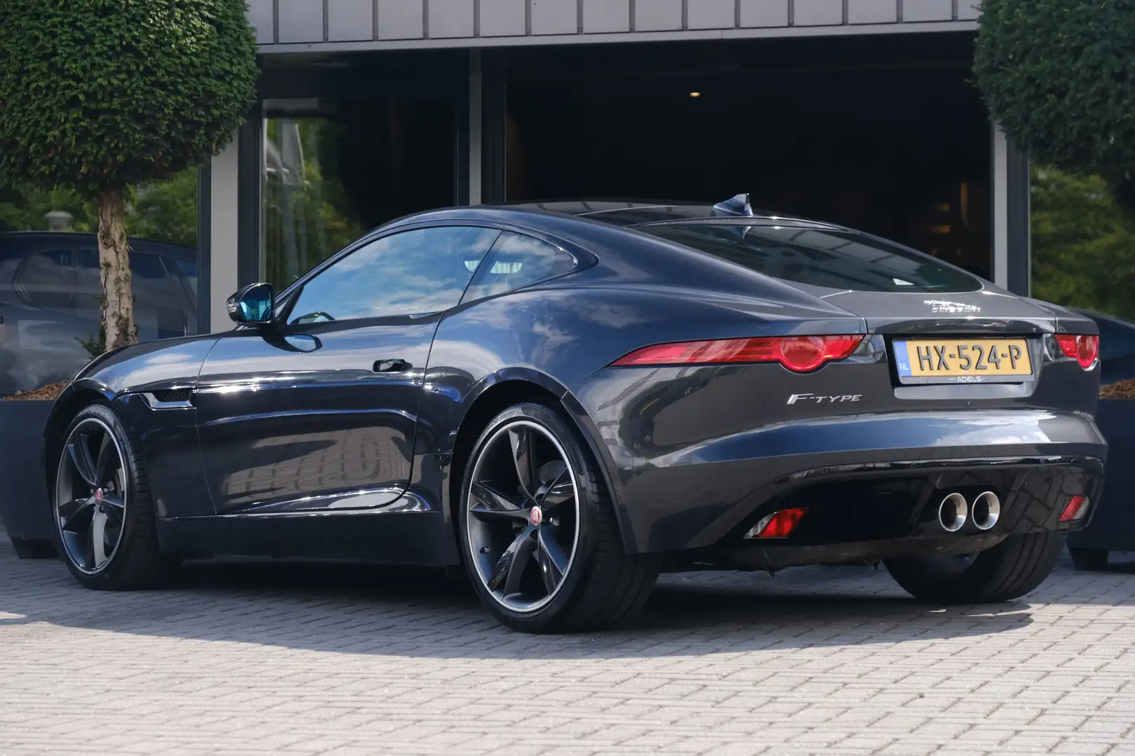 Jaguar F-Type 3.0 V6 Coupé Nederlandse Auto Dealer Onderhouden M Grey - 2