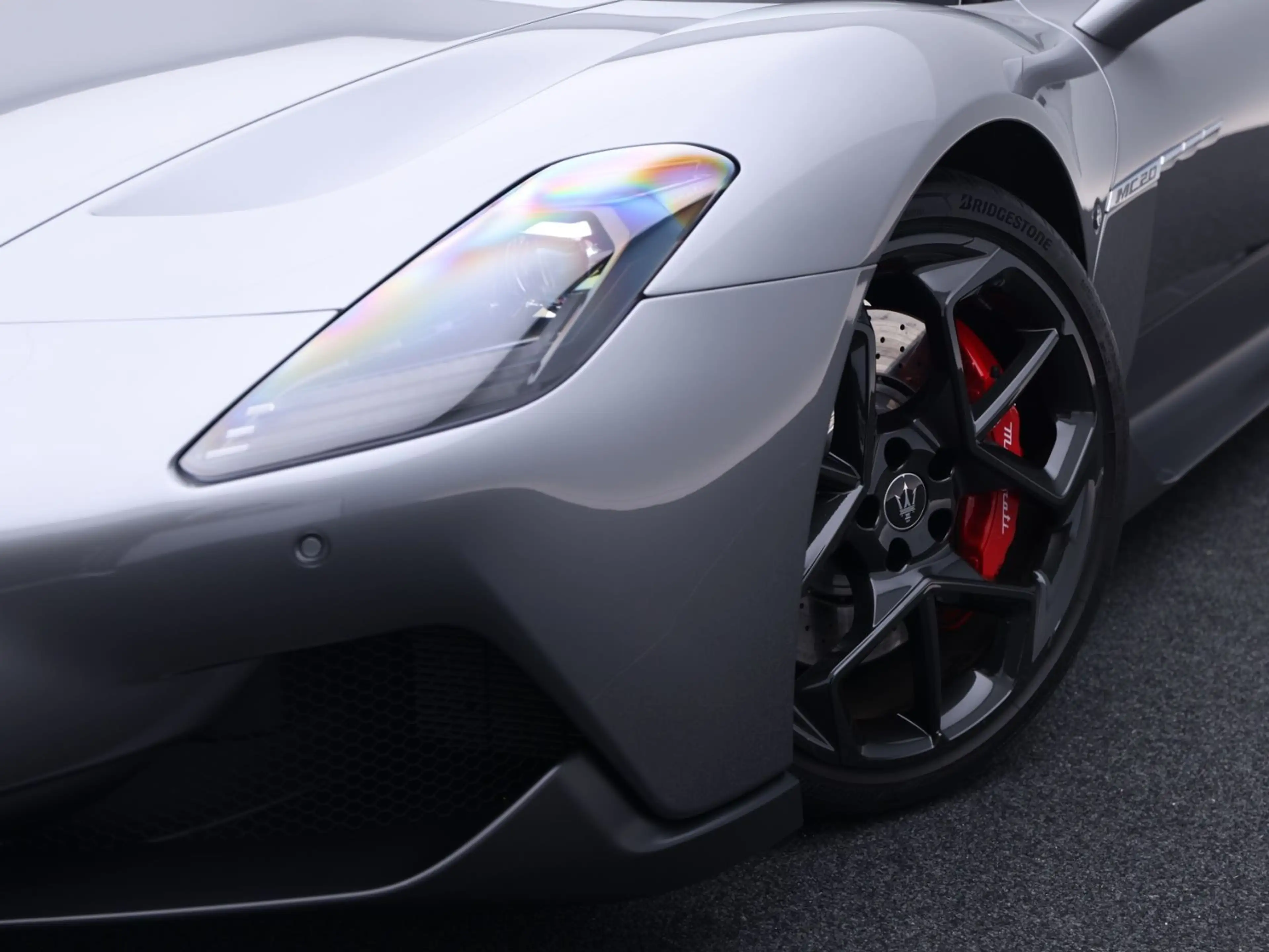 Maserati MC20 Sonus Carbon Service Paket — photo 11