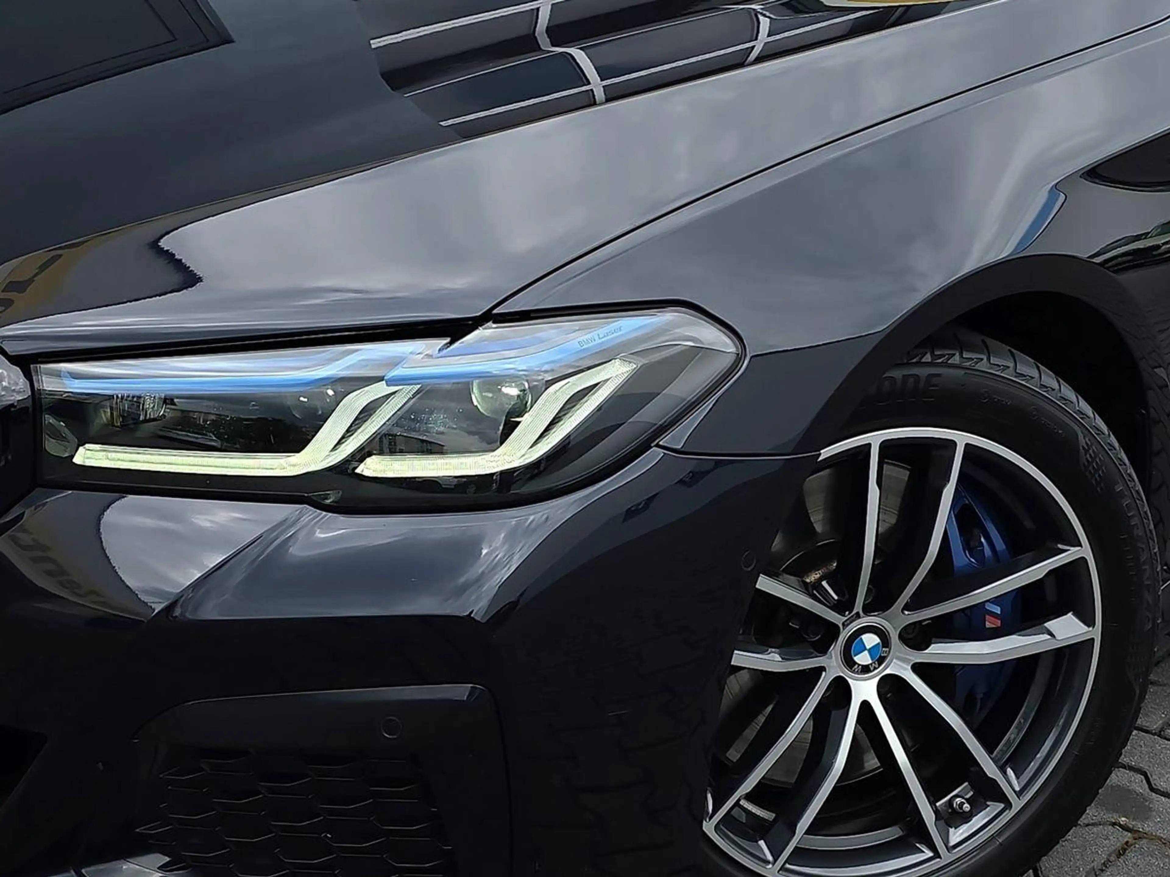 BMW 540 d xDrive M-Sport H-UP S-DACH H&K LASER LEDER — photo 6