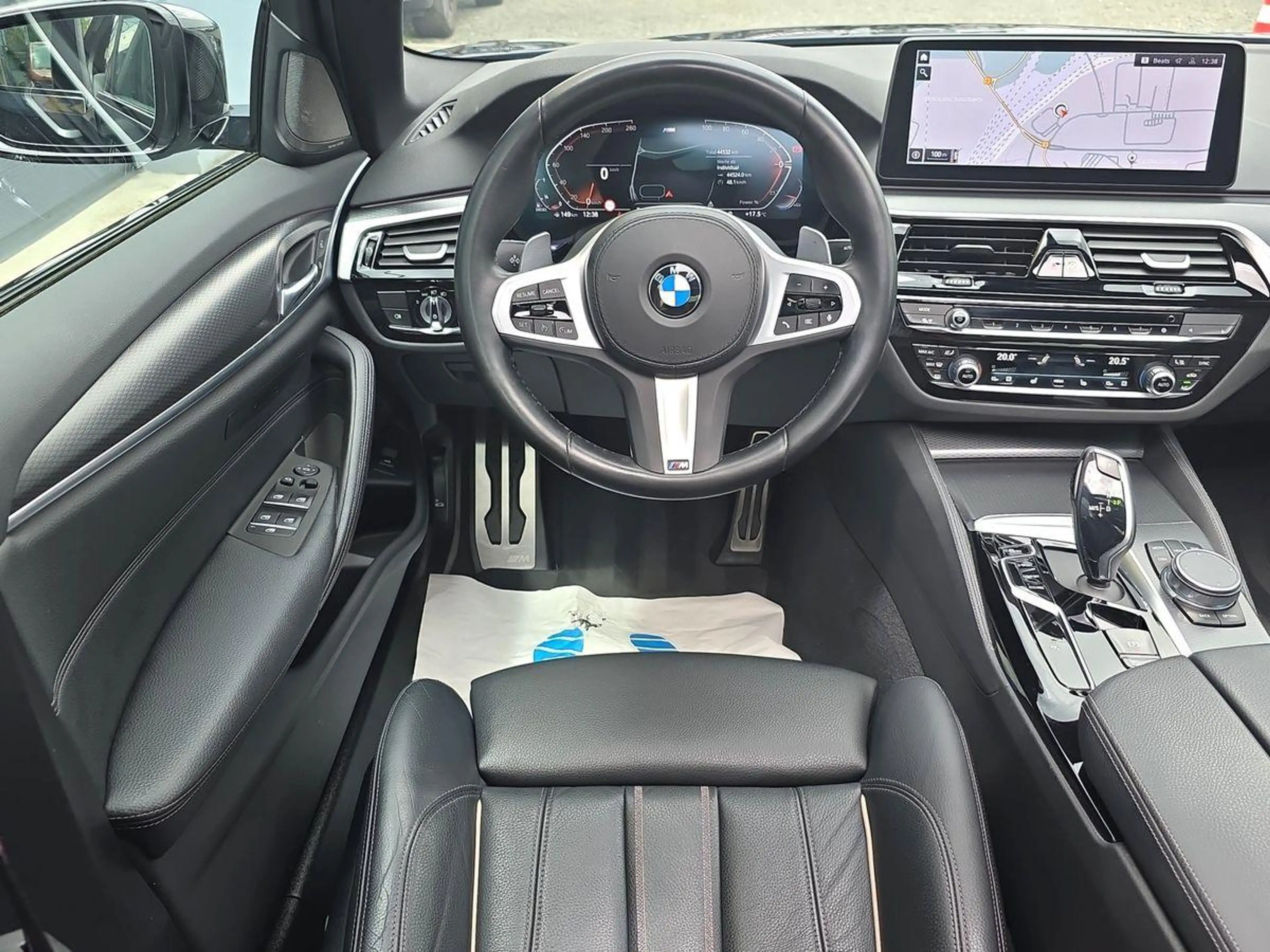 BMW 540 d xDrive M-Sport H-UP S-DACH H&K LASER LEDER — photo 15
