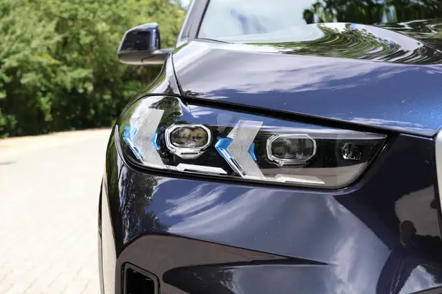 BMW X5 view 13