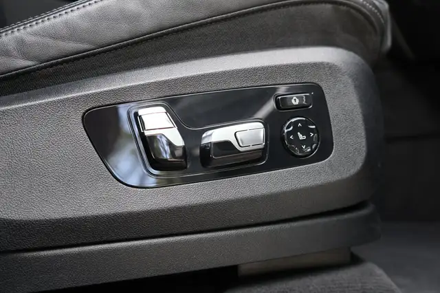 BMW X5 view 19