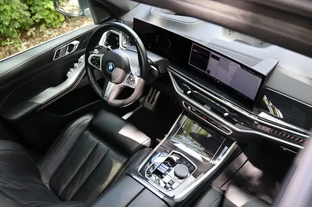BMW X5 view 15