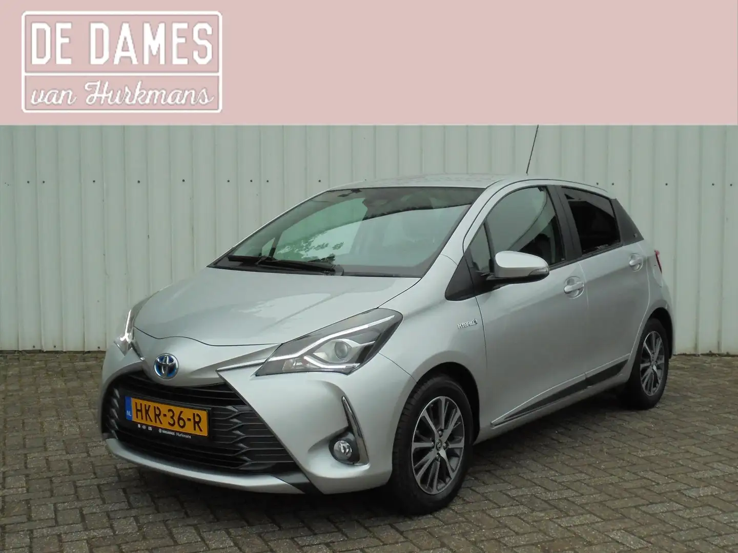 Toyota Yaris 1.5 HYBRIDE AUTOMAAT Y20 ZEER COMPLEET Grau - 1