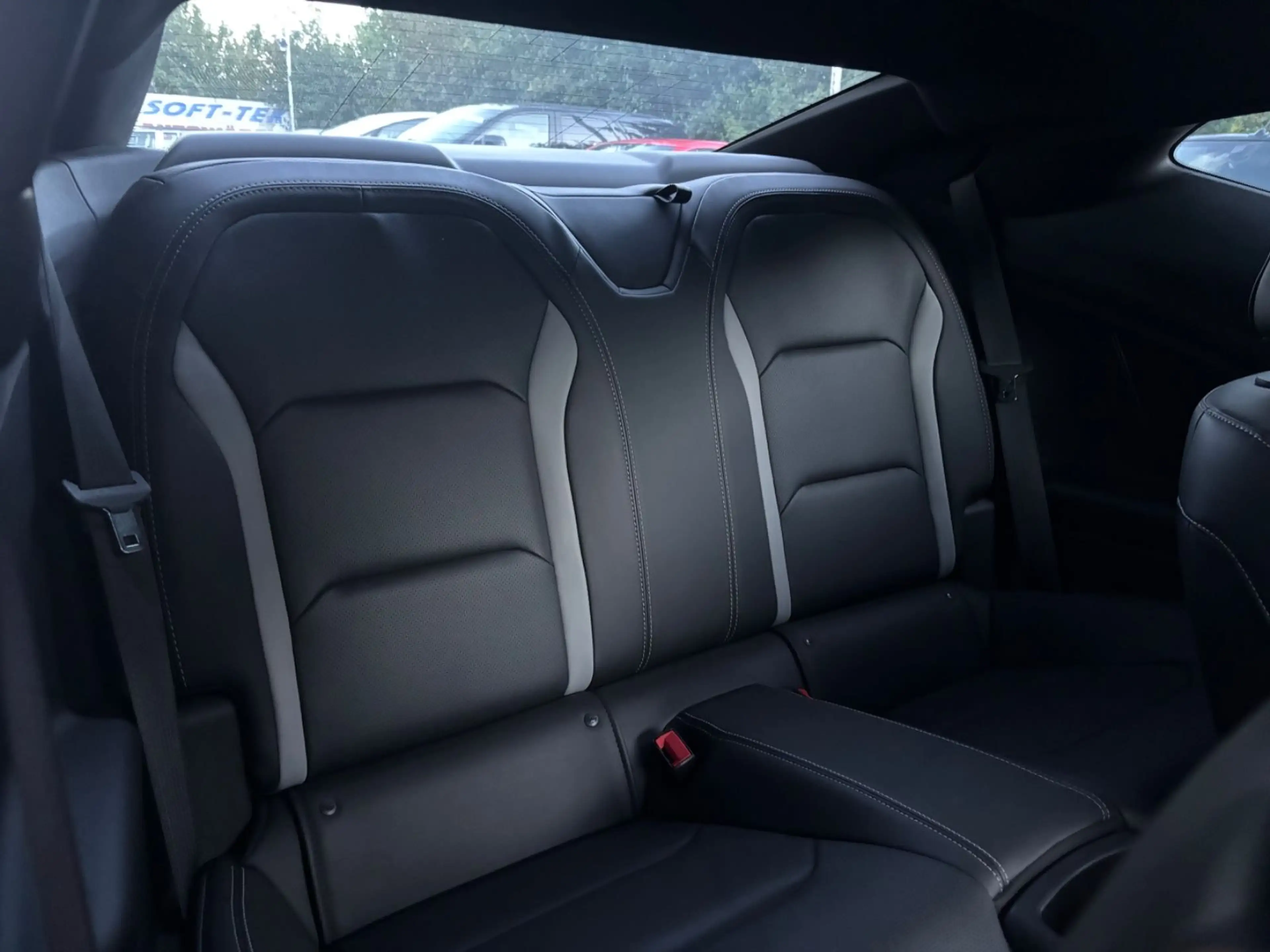Chevrolet Camaro 6.2 V8 Unfallfrei Direktimport Bose — photo 17