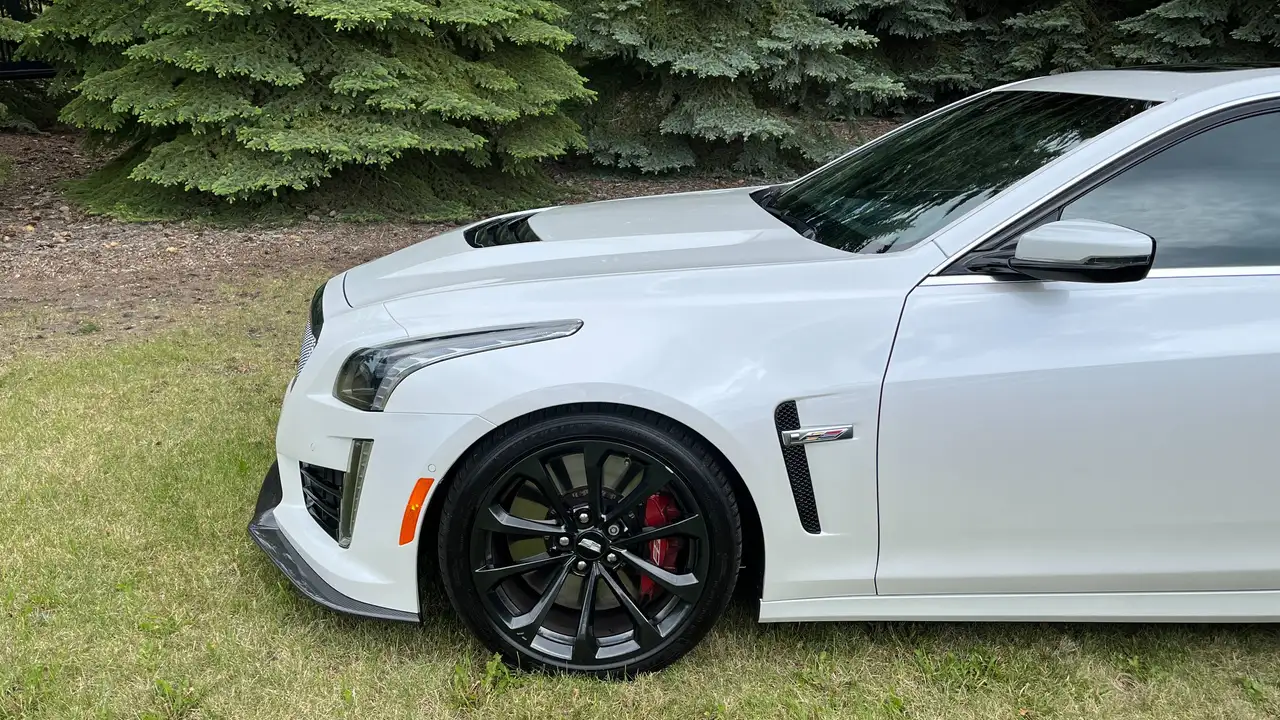 Cadillac CTS-V снимка Cadillac CTS-V