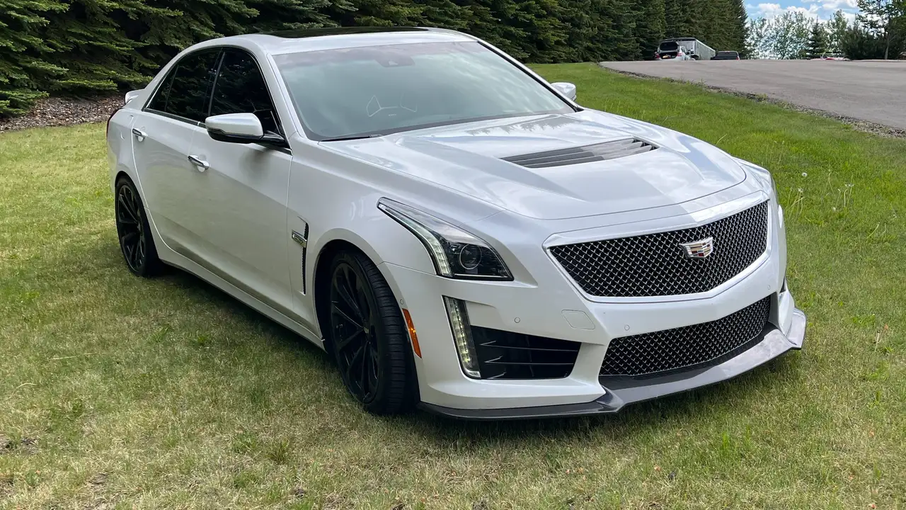 Cadillac CTS-V снимка Cadillac CTS-V