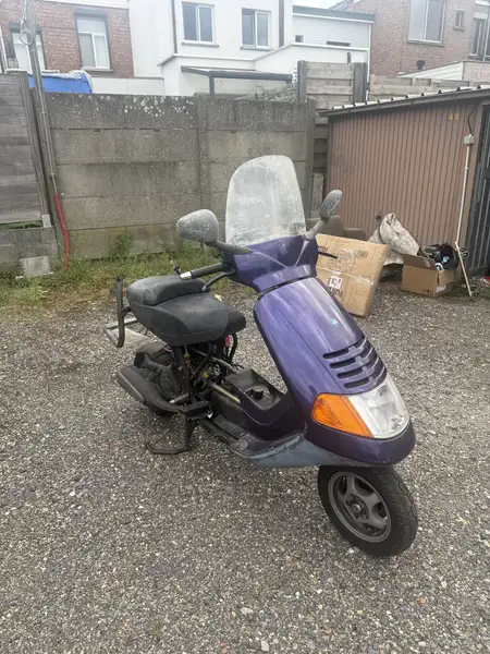 Piaggio HEXAGON 150 - foto 4