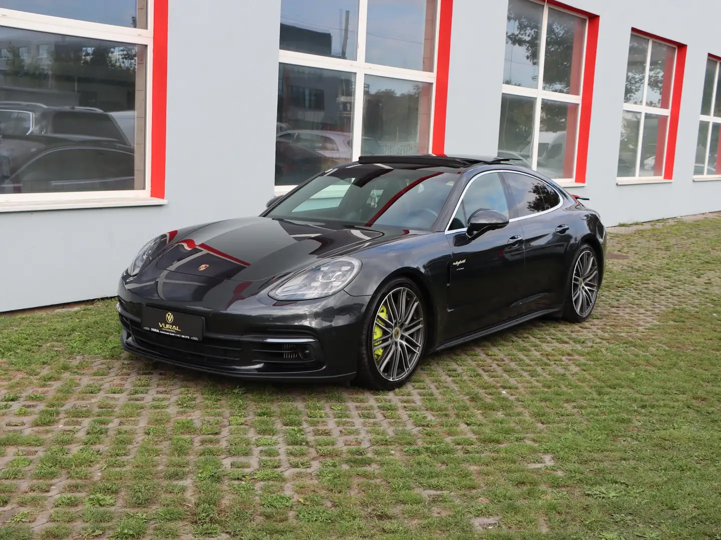 Porsche Panamera 4E-Hybrid | Panorama | PDLS+ | Surround View | Grau - 2